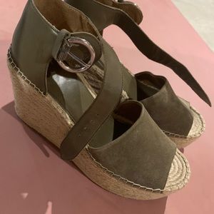 Brand new! Marc Fisher olive espadrilles size 11